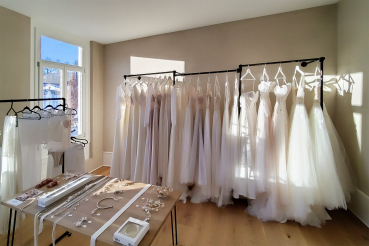 Brautkleiderständer Brautmodengeschäft Laden Wandregalsystem W14BK 03